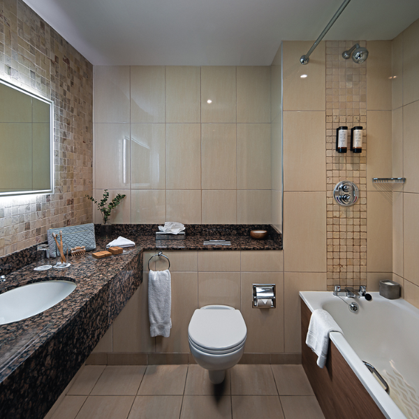 Bathroom www.carlton.ie