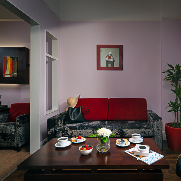 Junior Suite  x px www.carlton.ie